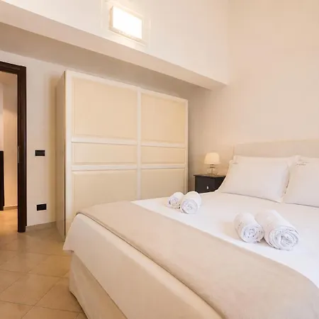Train Station • 1br • A/c • By Tilo Apartment Genoa