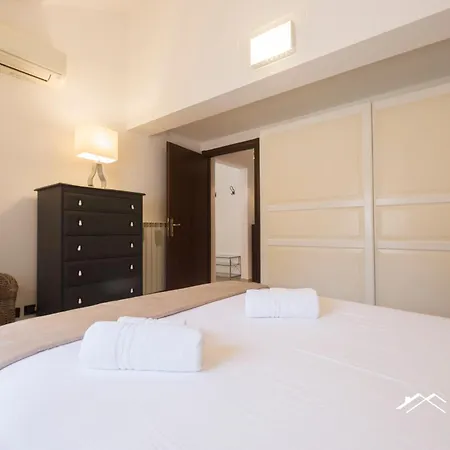 Train Station • 1br • A/c • By Tilo Apartment *