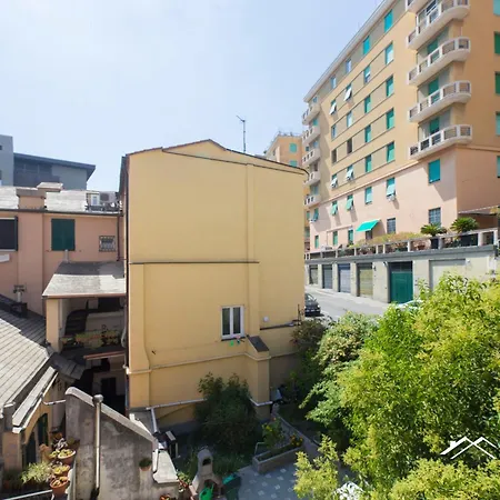 Apartment Train Station • 1br • A/c • By Tilo Genoa